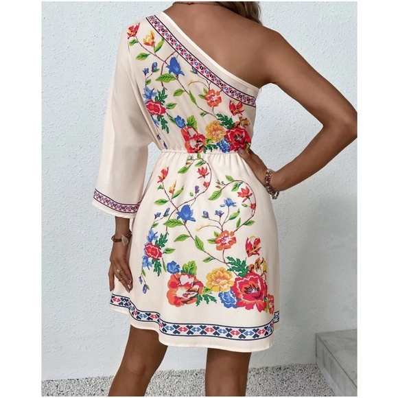 Bohemian Floral Print One Shoulder Dress - Picture 5 of 10